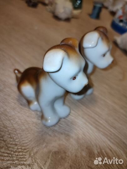 Статуэтка фарфор Щенки, Рыбак