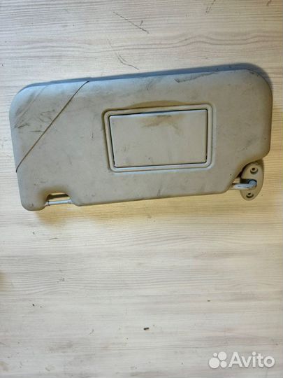 Козырек солнцезащитный левый Ford Focus 3