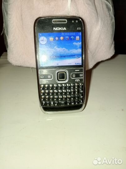 Nokia E72