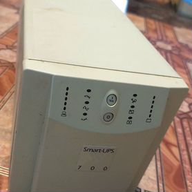 APC Smart-UPS 700VA 230V (заменены конденсаторы)