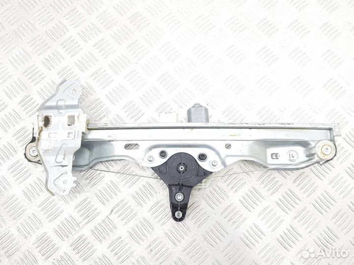 82700HV00C Стеклоподъемник задний правый Nissan Q