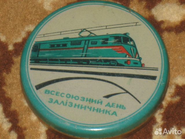 Банка жестяная Коробка Тепловоз Буратино Дед Мороз