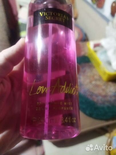 Парфюмированный спрей для тела victoria secret