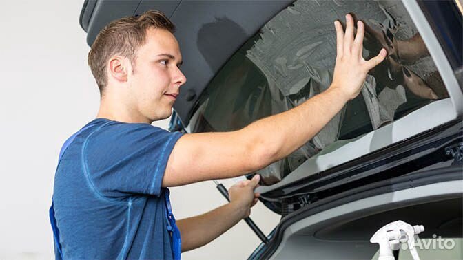 Установщик автостекол, тонировщик