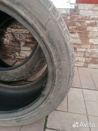 Headway HU907 235/45 R17