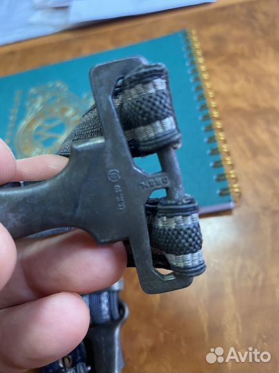 Шитый серебром подвес