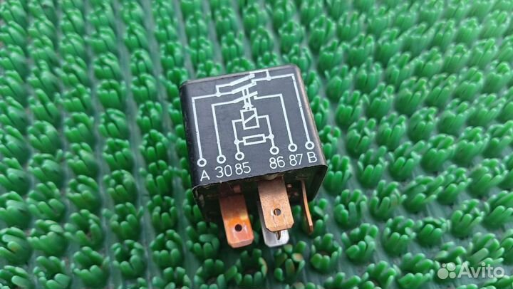 Реле 209 Audi A6 C4