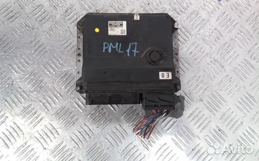 Блок управления двс toyota RAV 4 ZSA3 (PML17PC01)