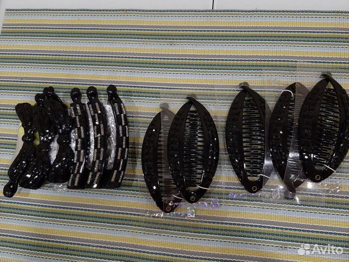 Заколка банан