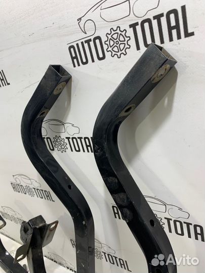 Петля багажника Renault Logan 2 K7MA812 2015