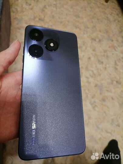 TECNO Spark 10, 8/128 ГБ