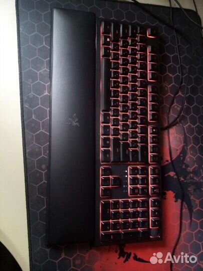 Игровая клавиатура razer ornata chroma v2