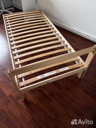 Кровать IKEA neiden