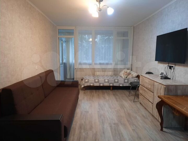 2-к. квартира, 53 м², 1/5 эт.