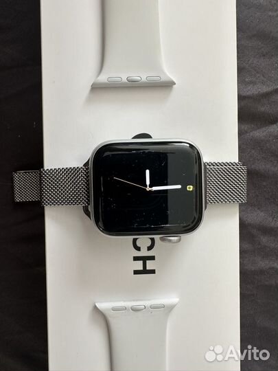 Часы apple watch se 40 mm nike