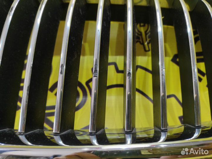 Решетка радиатора передняя левая Bmw 5-Series F10