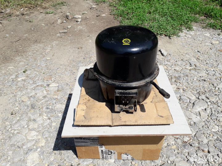 Компрессор холодильника Sharp