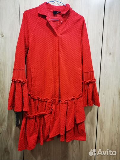 Красное шикарнейшее платье