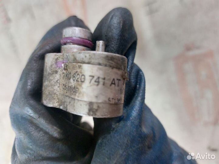 Трубка кондиционера Skoda Octavia A5 1.4T CAX