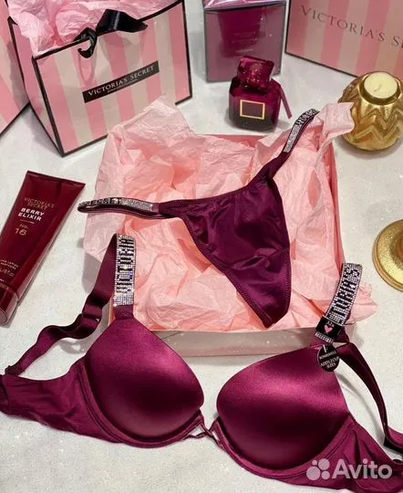 Комплект нижнего белья Victoria's Secret