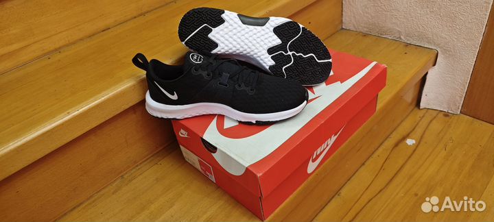 Кроссовки Nike 36, 36.5 и 37 размер оригинал