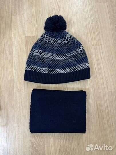 Детская шапка и шарф новые 4-6 лет