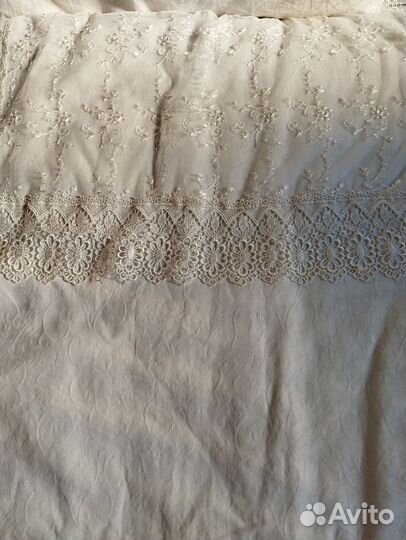 Бортики и постельное белье в кроватку