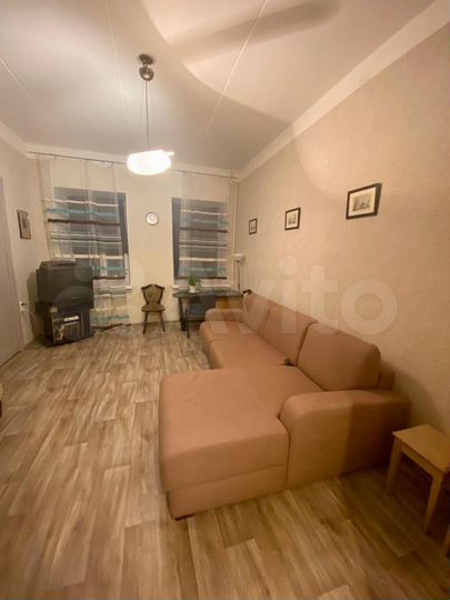 2-к. квартира, 50 м², 2/3 эт.