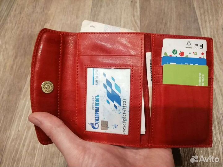 Кошелек женский натуральная кожа красный новый