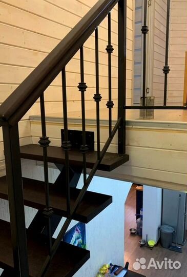 Лестница винтовая с монтажем