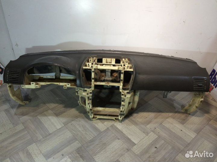 Торпедо Kia Sorento 1