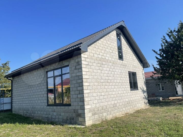 Дом 90 м² на участке 5 сот.