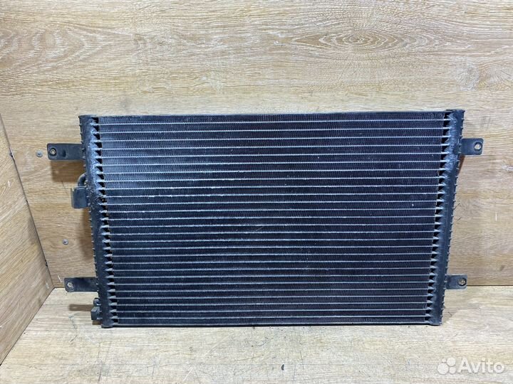 Радиатор кондиционера Volkswagen Sharan 128346