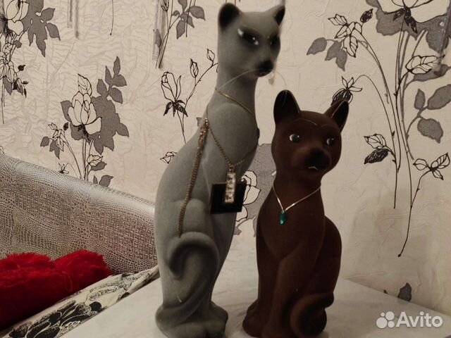 Статуэтки кошка,балерина и др