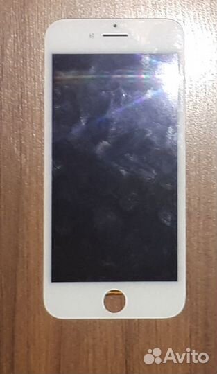 Дисплей на iPhone 8