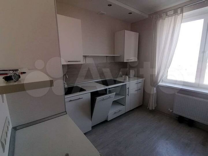 2-к. квартира, 52 м², 14/17 эт.