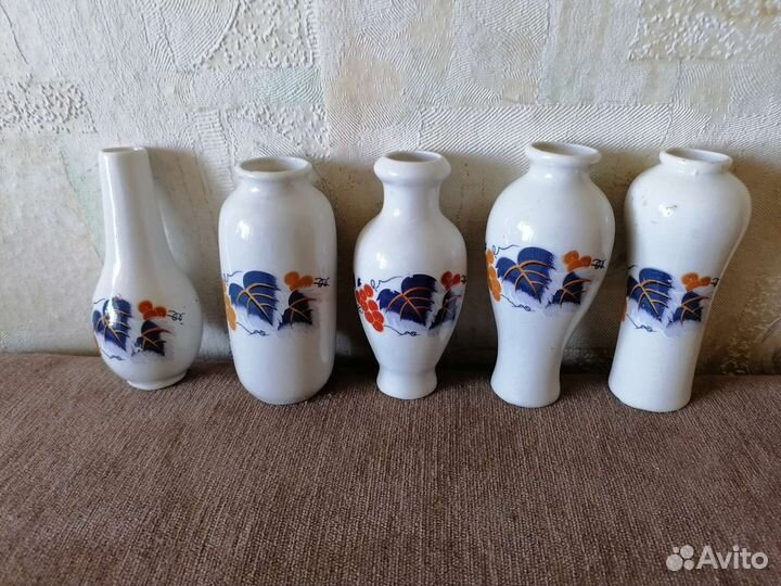 Набор вазочек