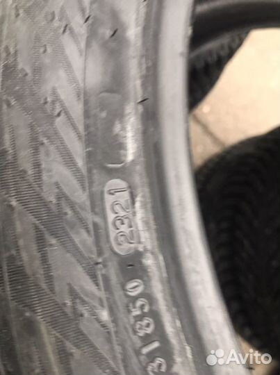 Nokian Tyres Hakkapeliitta 10p SUV 315/35 R21 и 275/40 R21 111T