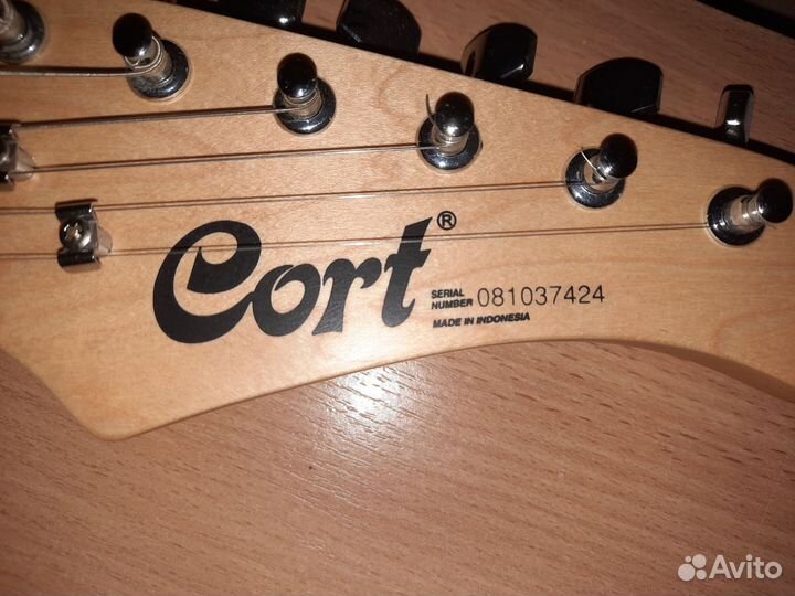 Электрогитара Cort G110