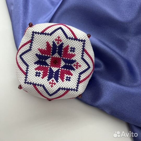 Игольница бискорню