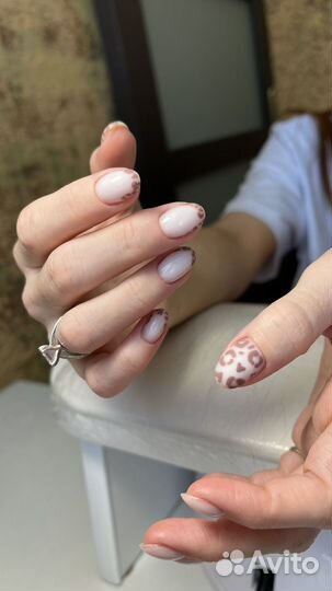 Маникюр педикюр стрижки окрашивания брови массаж