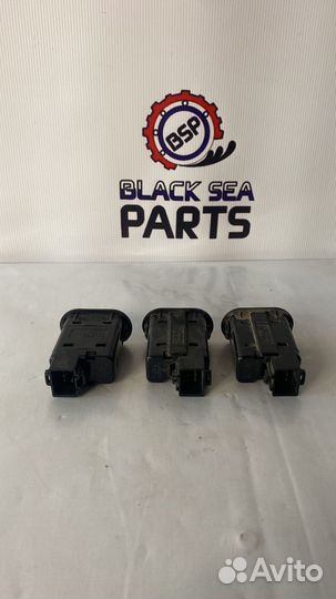 Кнопка стеклоподъемника Daewoo Nexia 1995-2016