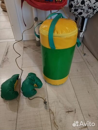 Боксерская груша и перчатки детские