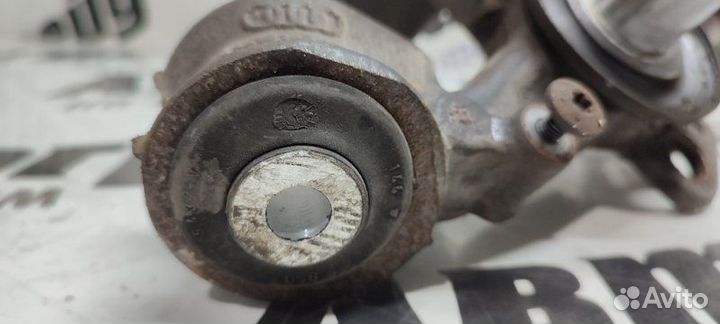 Кулак поворотный задний правый Audi A4 B7 BFB