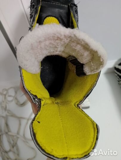 Хоккейные коньки bauer