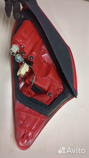 Фонарь (задний) левый Toyota RAV 4