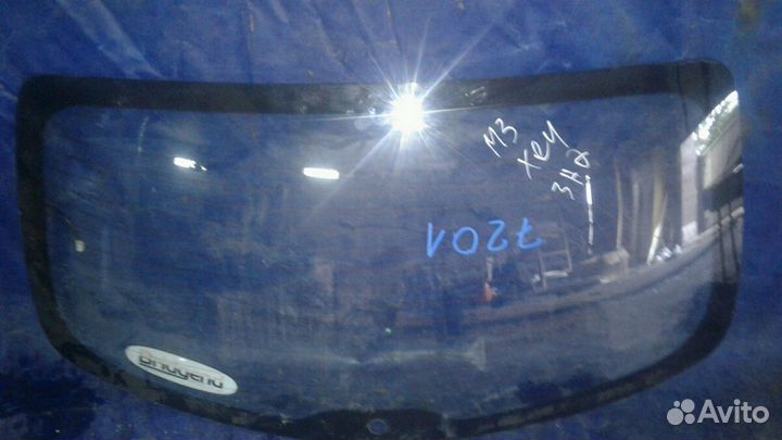Стекло крышки багажника мазда 3 бк хечбек
