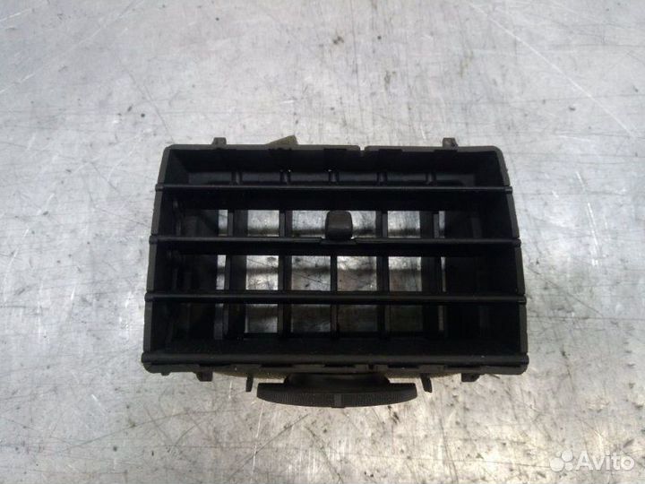 Дефлектор воздушный Dodge Nitro 3.7 V6 EKG 2008