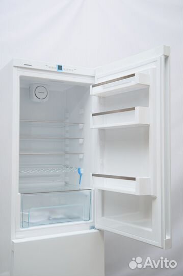 Холодильник с морозильником Liebherr CN 4713-20