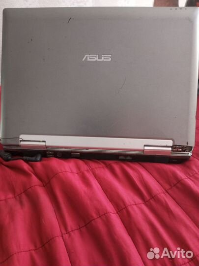 Ноутбук asus